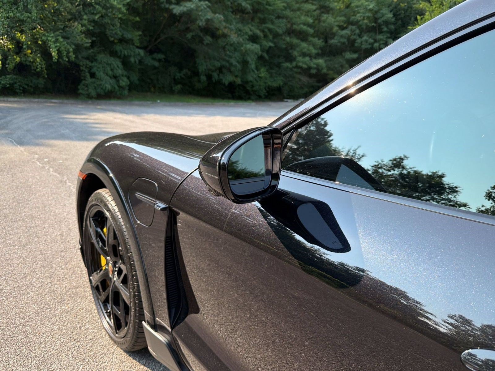 Used 2022 Porsche Taycan Turbo AWD/4WD image 25