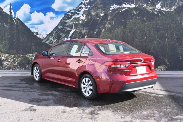 Certified 2024 Toyota Corolla LE image 9