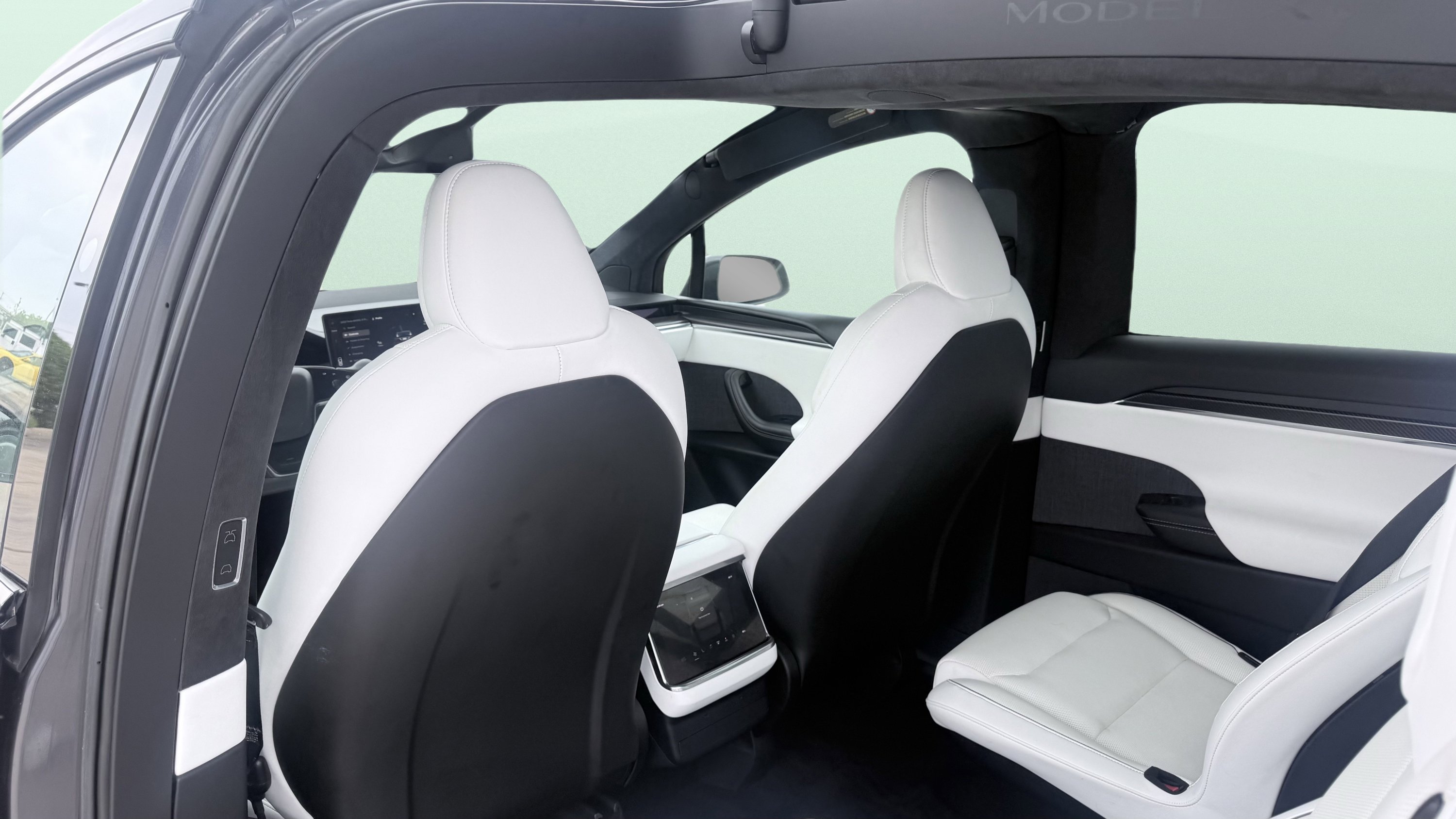 Used 2022 Tesla Model X Plaid AWD/4WD image 36