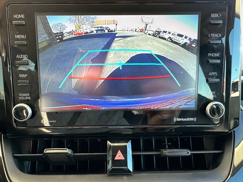 Used 2022 Toyota Corolla LE image 20