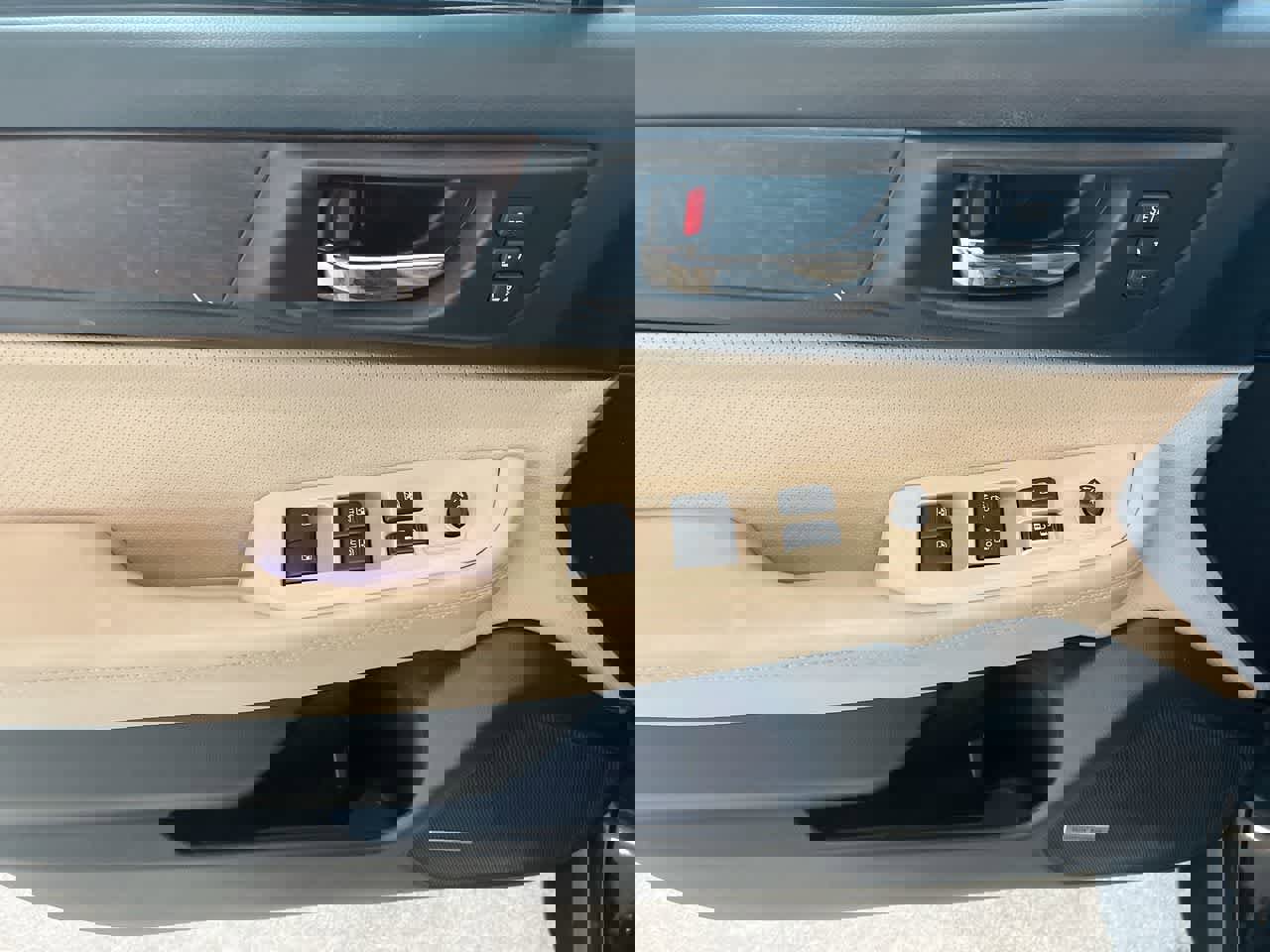 Used 2017 Subaru Outback 2.5i Limited w/ Popular Package #5 image 13