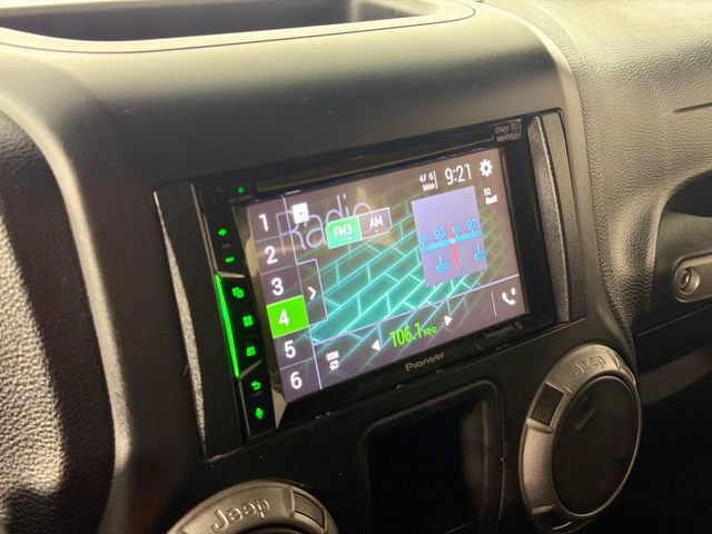 Used 2015 Jeep Wrangler Sport image 14