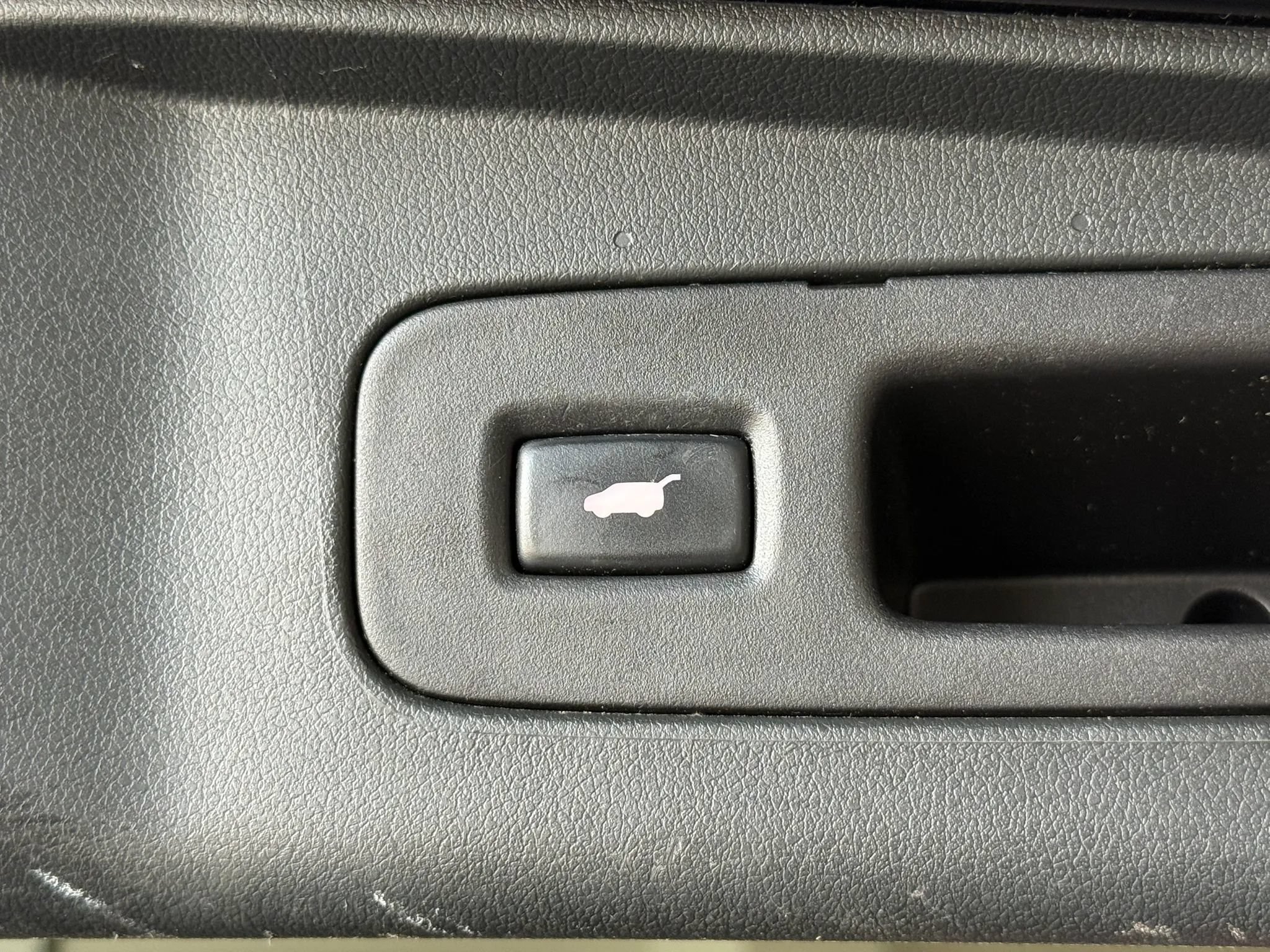 Used 2015 Honda CR-V Touring image 25