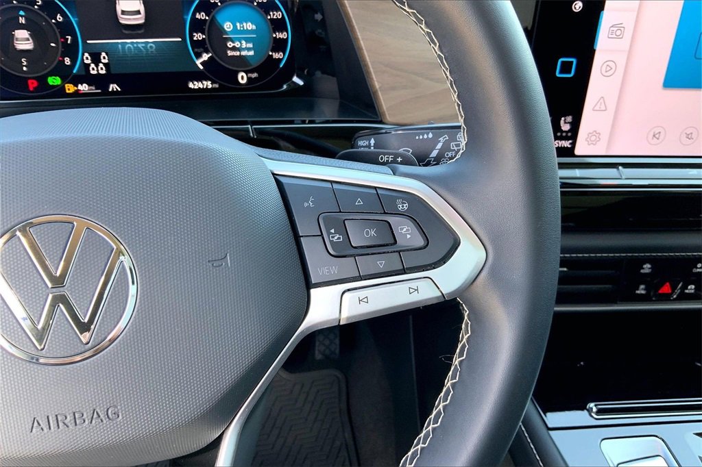 Used 2024 Volkswagen Atlas SE image 19