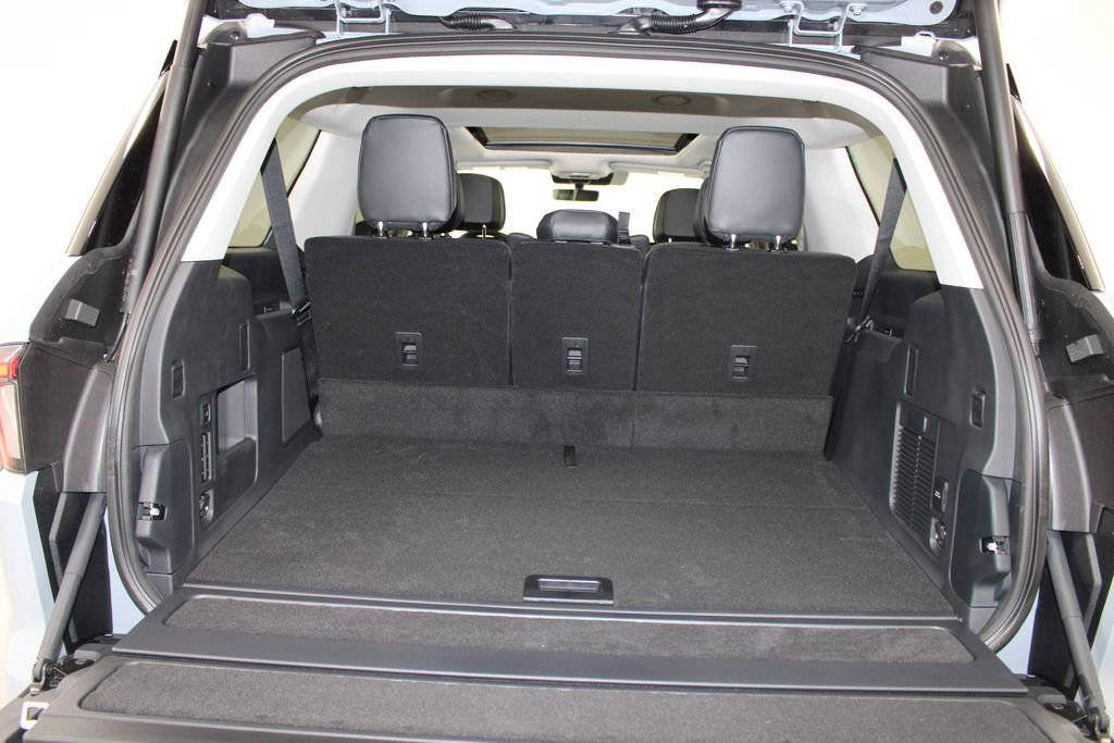 New 2026 Lincoln Navigator L Reserve image 16