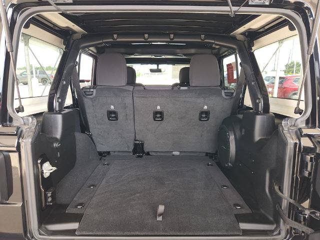 Used 2023 Jeep Wrangler Unlimited Sport w/ Sun And Sound Package AWD/4WD image 14