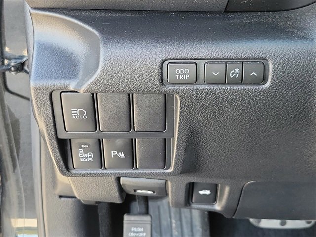 Used 2020 Lexus IS 350 F Sport w/ F Sport Package image 31