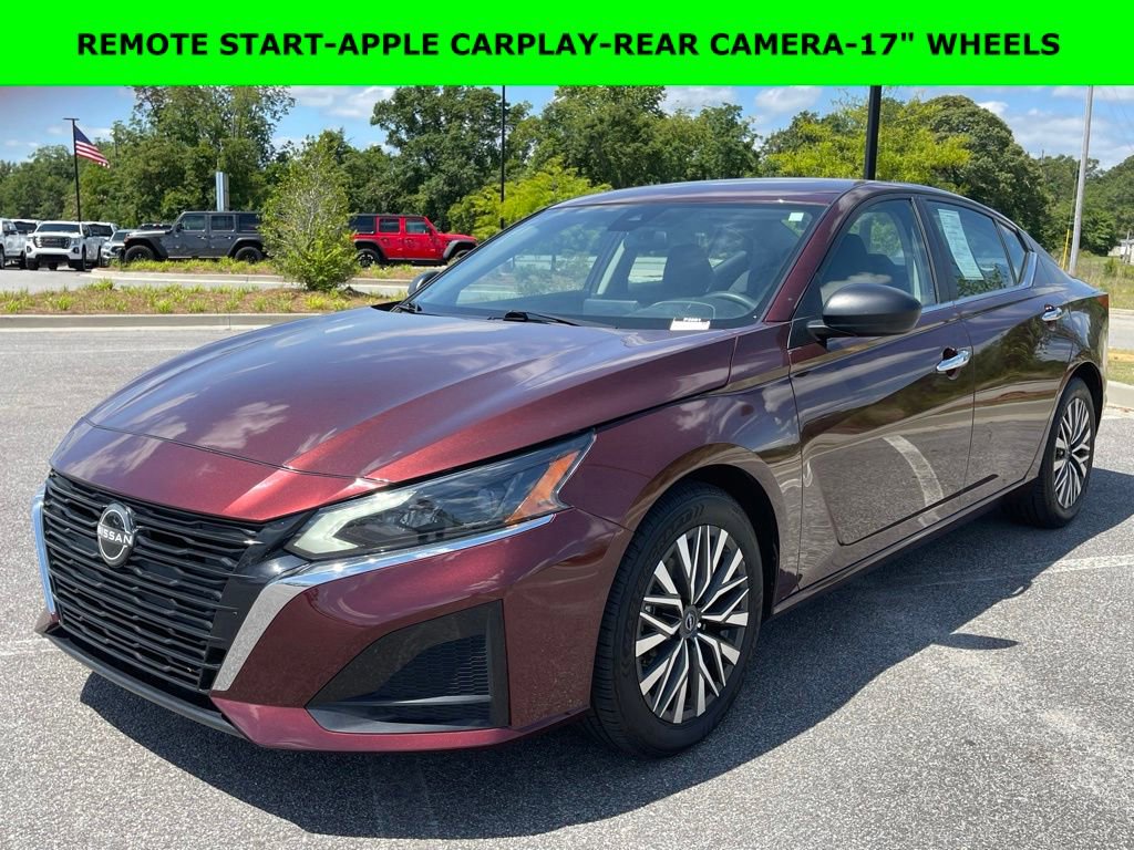 Used 2024 Nissan Altima 2.5 SV