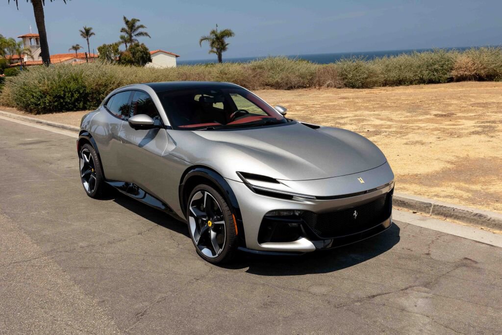 Certified 2025 Ferrari Purosangue image 31