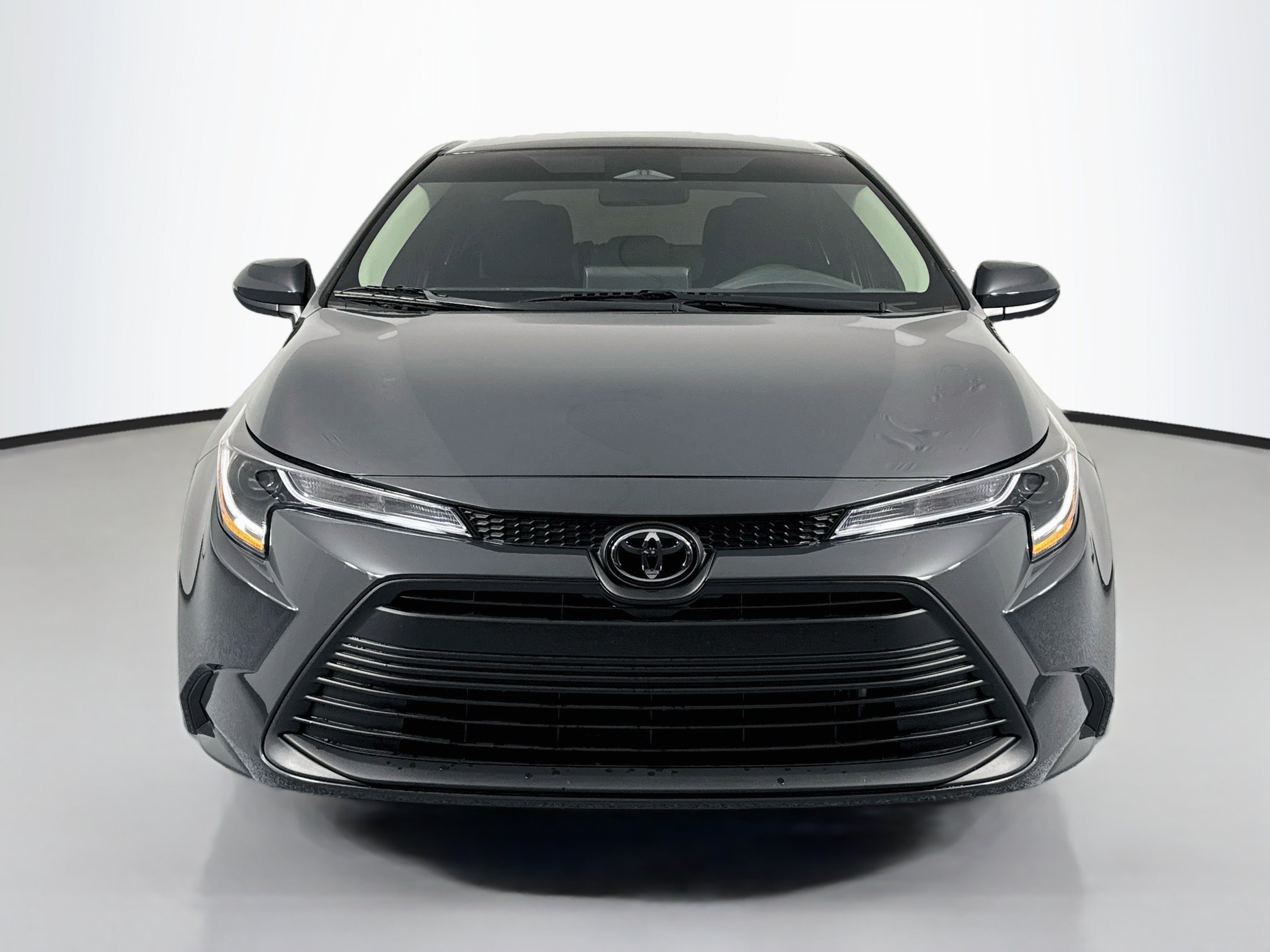 Used 2026 Toyota Corolla LE w/ LE Premium Package FWD image 2