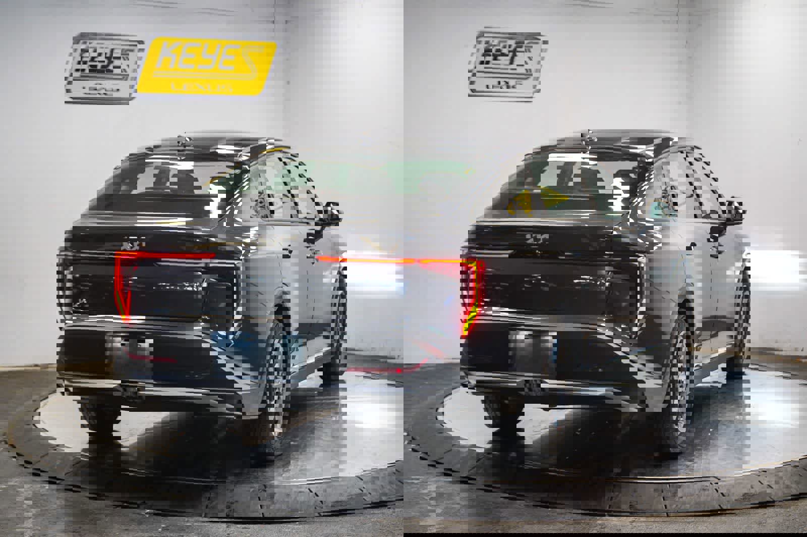 Used 2025 Kia K4 LXS image 4