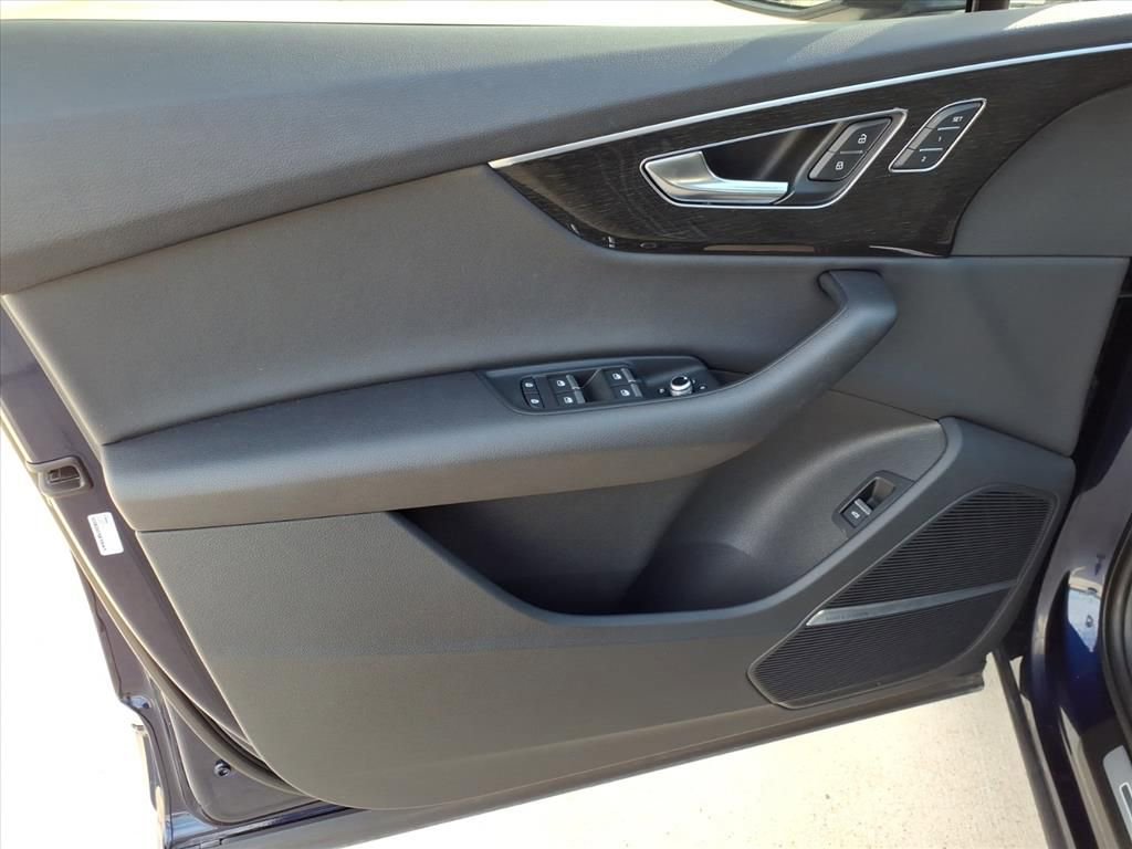 Used 2022 Audi Q7 3.0T Premium Plus w/ Premium Plus Package image 17