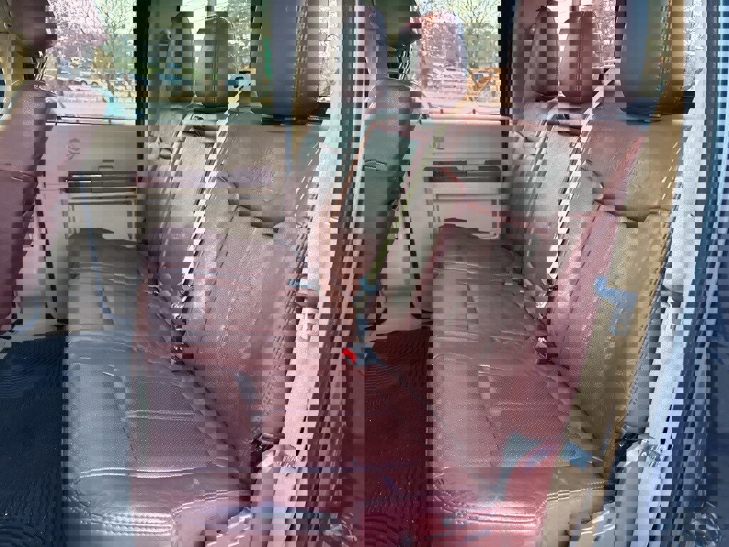 Used 2014 Ford F250 King Ranch w/ King Ranch w/Chrome Package image 11