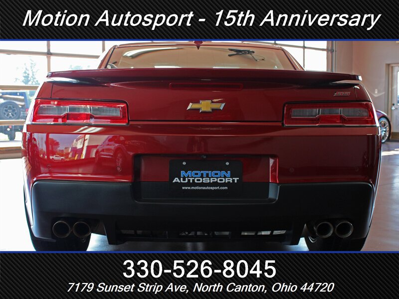 Used 2014 Chevrolet Camaro SS w/ RS Package RWD image 6