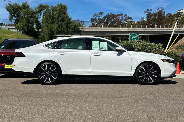 Certified 2023 Honda Accord Touring image 4