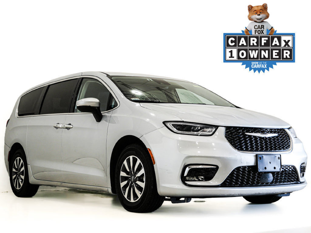 Used 2023 Chrysler Pacifica Touring-L