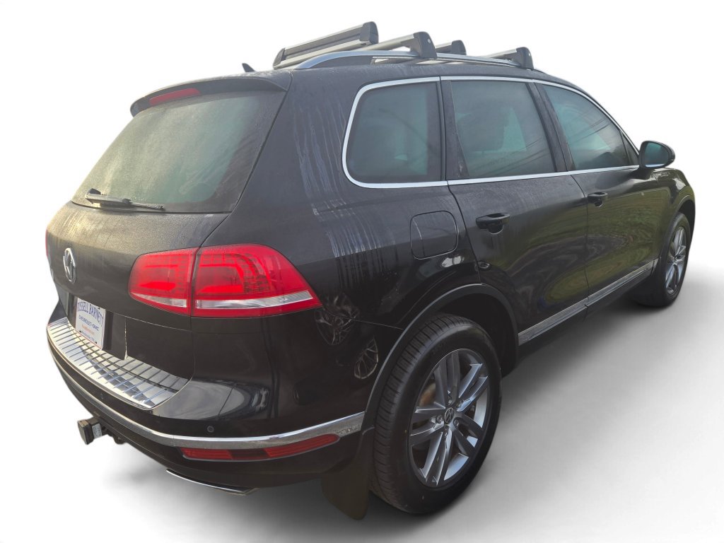 Used 2016 Volkswagen Touareg Sport AWD/4WD image 4