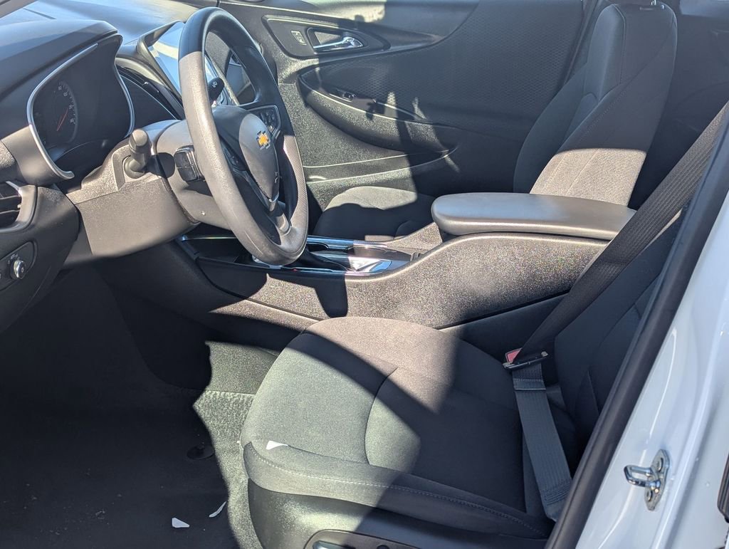 Used 2022 Chevrolet Malibu LS w/ Driver Confidence Package II FWD image 11