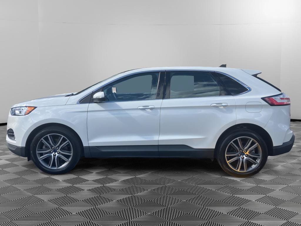 Used 2021 Ford Edge Titanium AWD/4WD image 4
