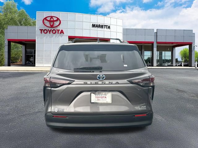 Certified 2024 Toyota Sienna XLE w/ XLE Plus Package FWD image 5