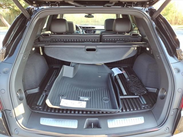 New 2025 Cadillac XT5 Premium Luxury w/ LPO, Floor Liner Package image 20