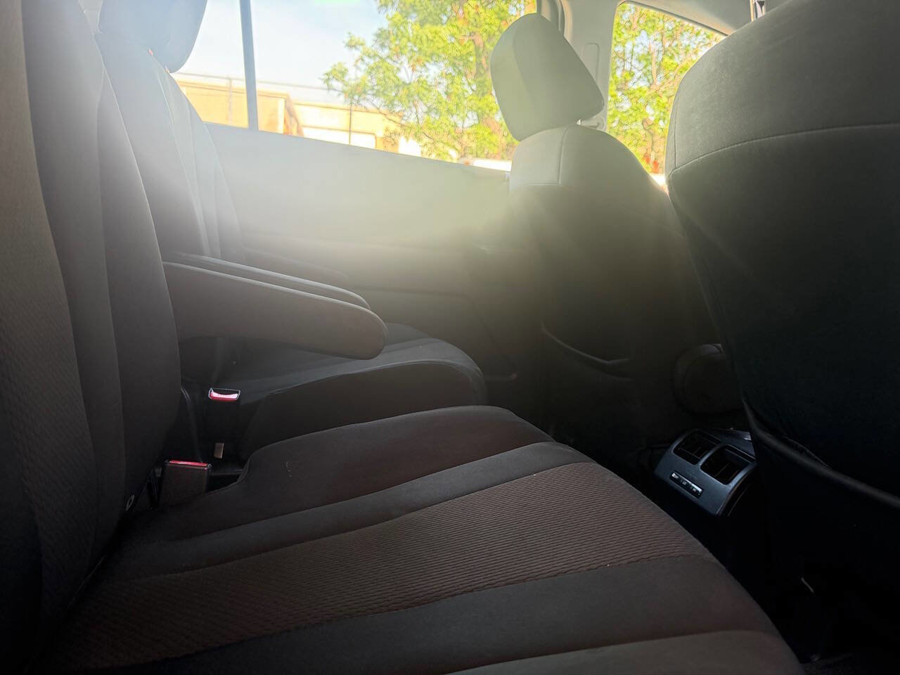 Used 2013 MAZDA MAZDA5 Sport image 28