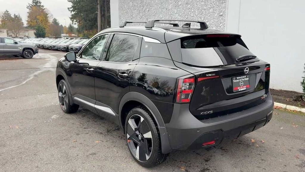 New 2026 Nissan Kicks SR w/ SR Premium Package AWD/4WD image 11