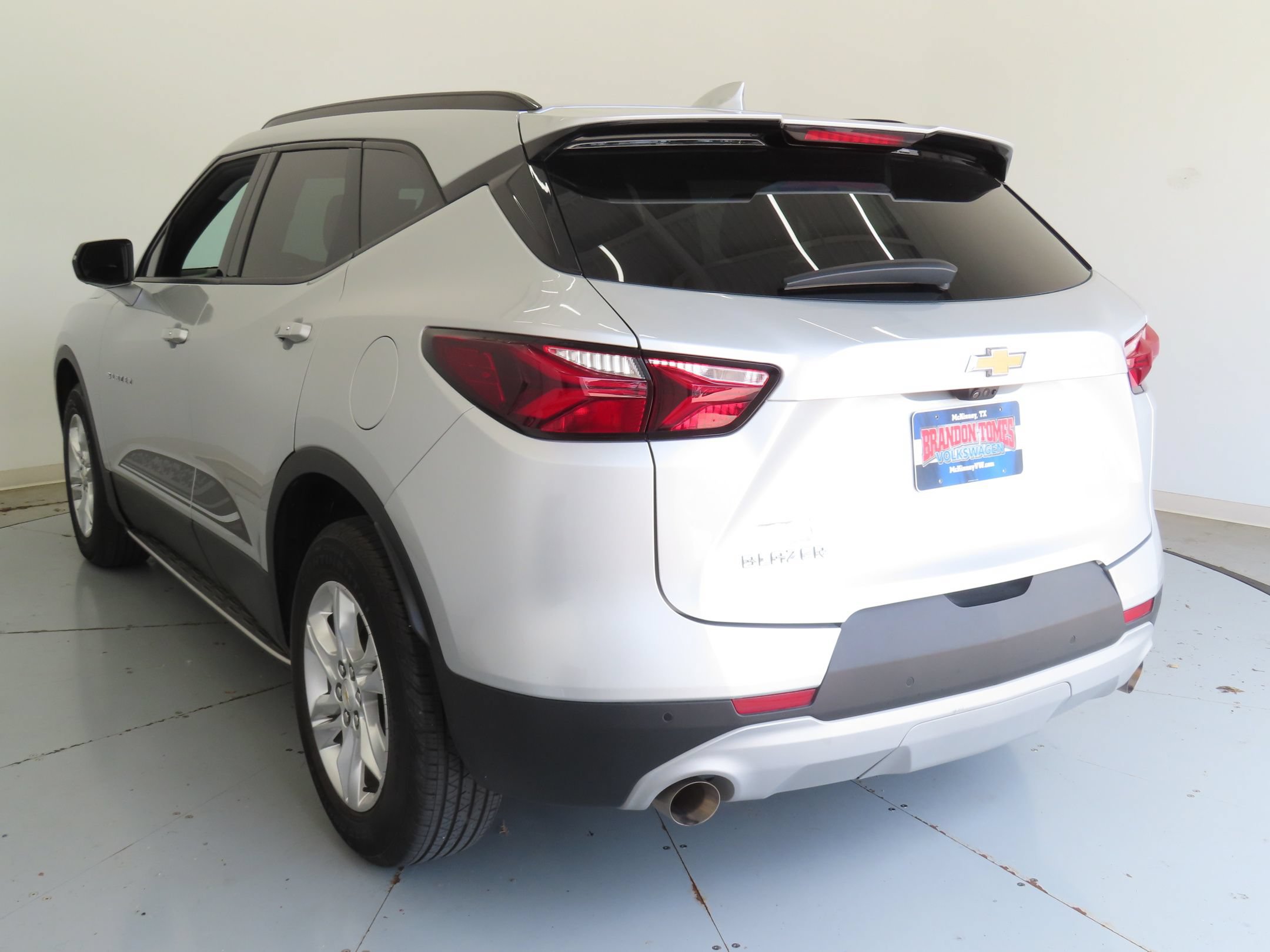 Used 2022 Chevrolet Blazer LT w/ Sound & Technology Package FWD image 6