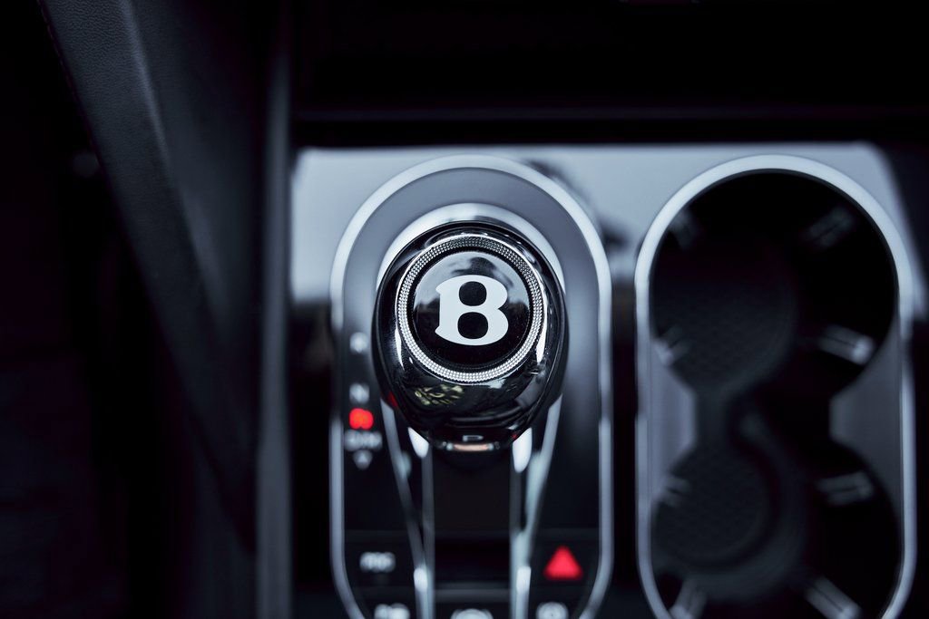Used 2022 Bentley Bentayga image 67