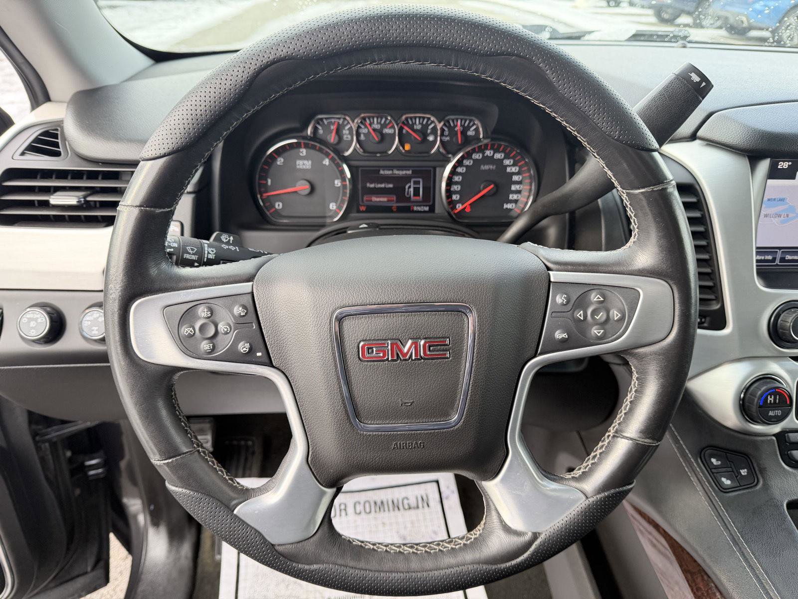 Used 2016 GMC Yukon SLT w/ Open Road Package image 10