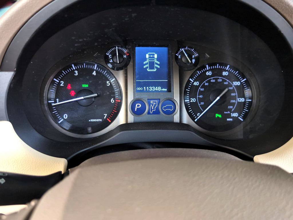 Used 2015 Lexus GX 460 w/ Premium Package AWD/4WD image 18