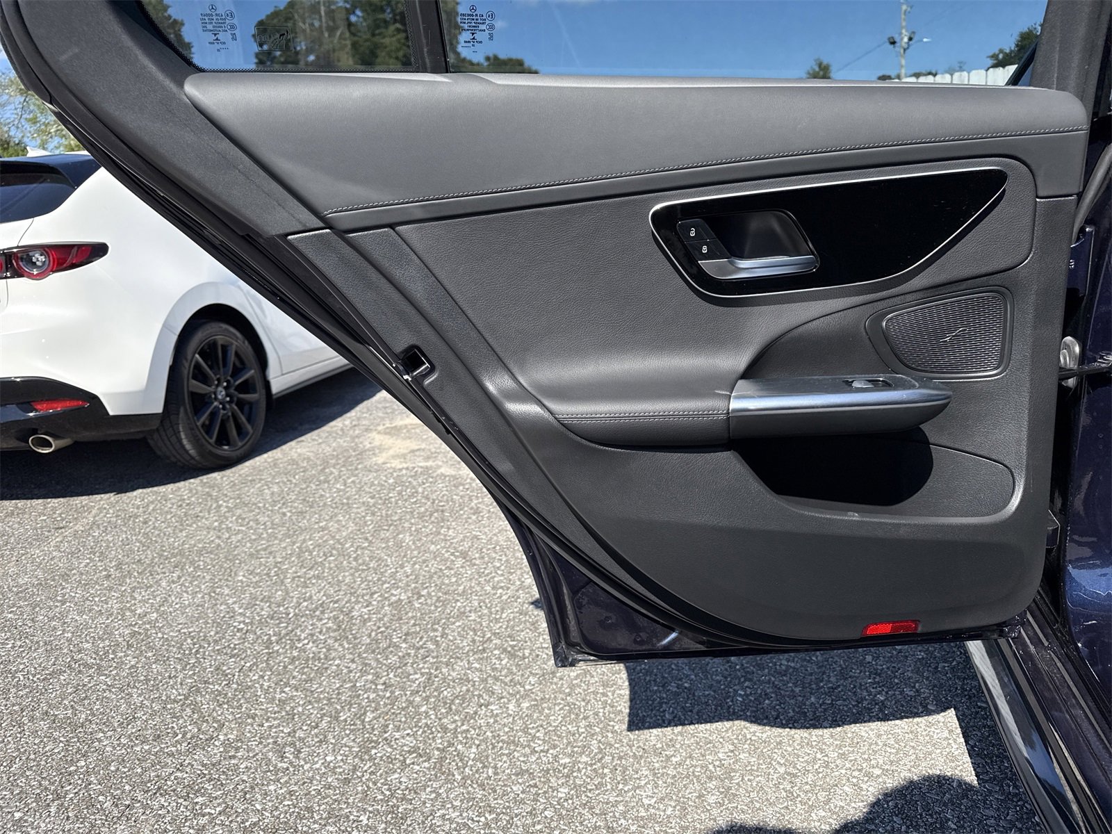 Used 2023 Mercedes-Benz C 300 Sedan image 31