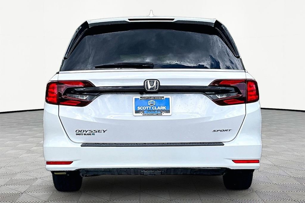 Certified 2024 Honda Odyssey Sport image 6