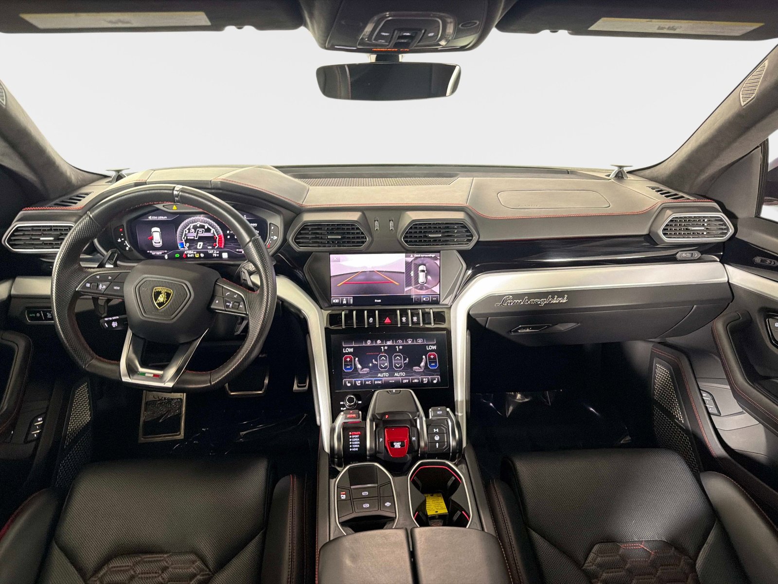 Used 2019 Lamborghini Urus AWD/4WD image 35