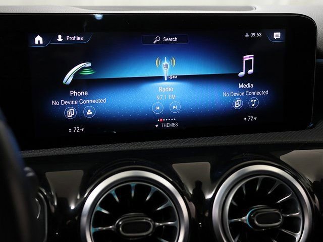 Certified 2022 Mercedes-Benz A 220 4MATIC image 19