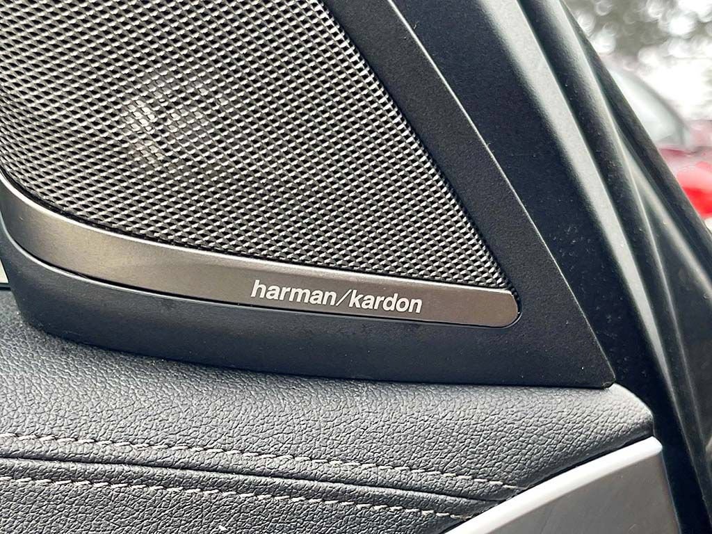 Used 2021 BMW M550i xDrive w/ Premium Package AWD/4WD image 45