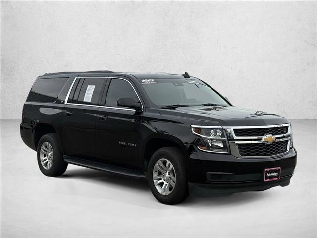 Used 2019 Chevrolet Suburban LT image 3