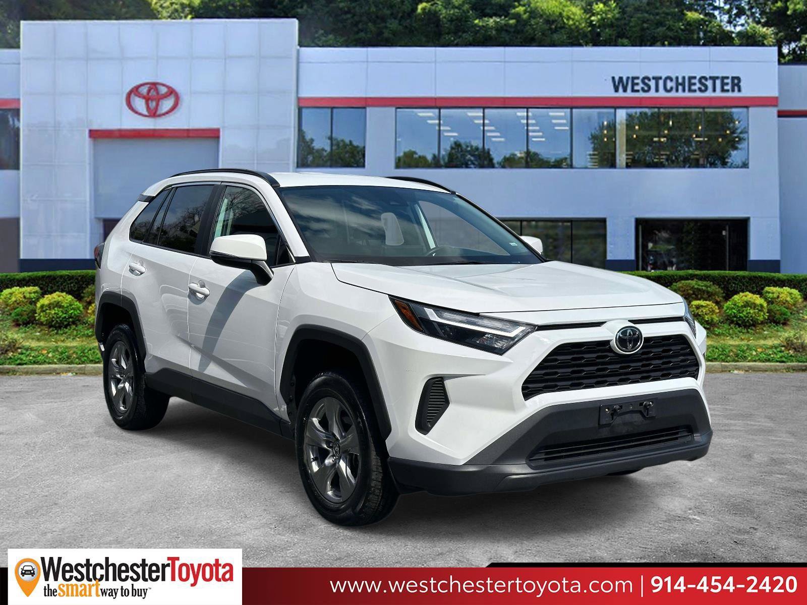 Certified 2025 Toyota RAV4 XLE AWD/4WD image 1