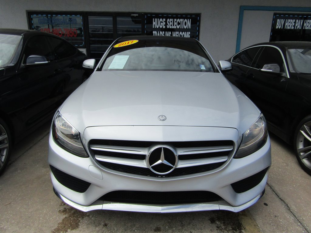 Used 2017 Mercedes-Benz C 300 Sedan image 2