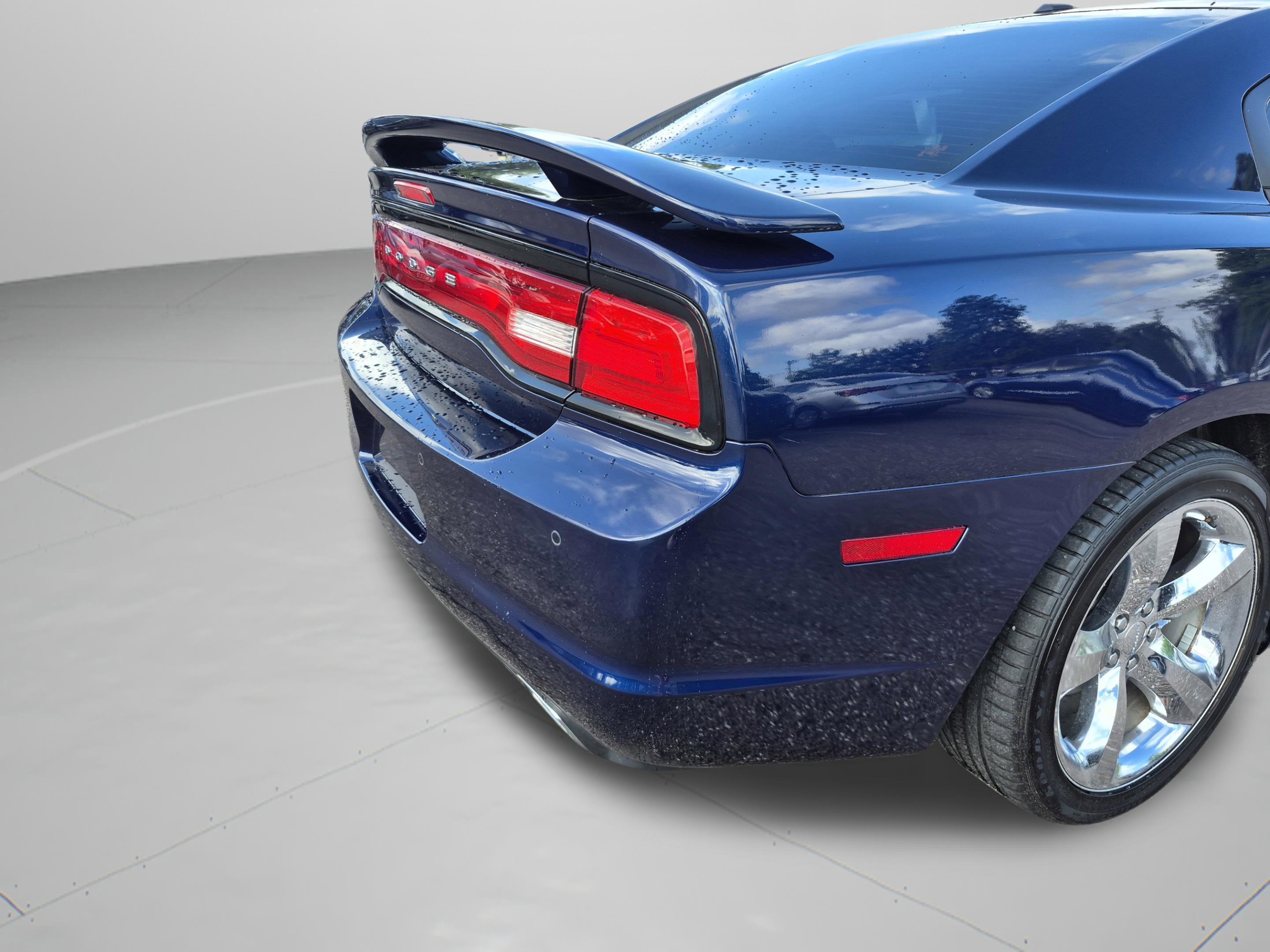 Used 2013 Dodge Charger R/T RWD image 36