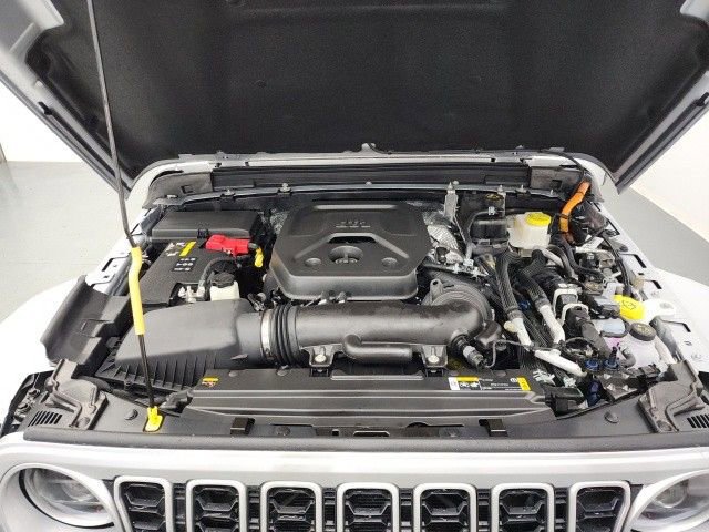 New 2024 Jeep Wrangler Unlimited Sahara AWD/4WD image 39