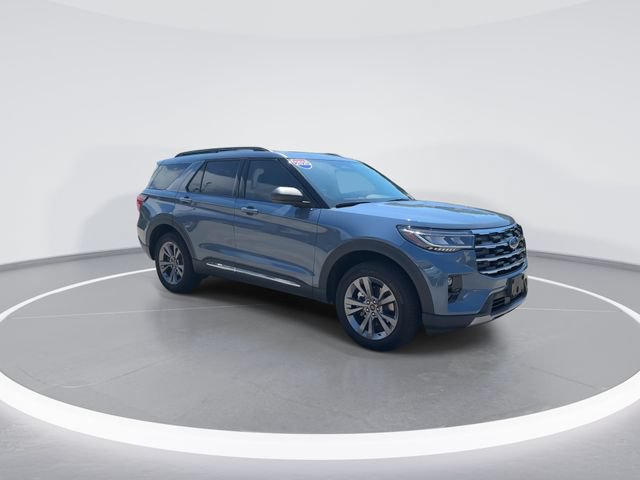 Used 2025 Ford Explorer Active w/ Active Comfort Package AWD/4WD image 1