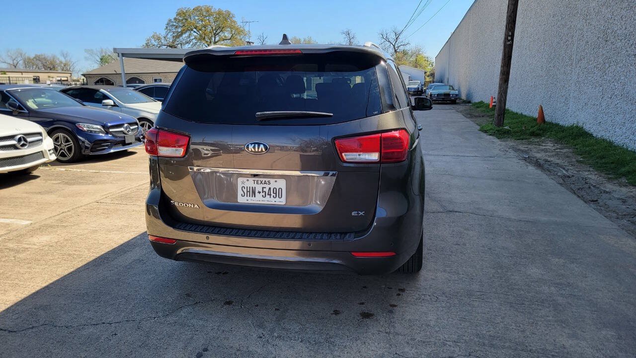 Used 2015 Kia Sedona EX w/ EX Premium Package FWD image 6
