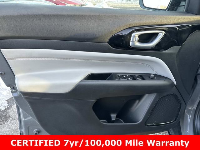 Certified 2023 Jeep Compass Limited image 16