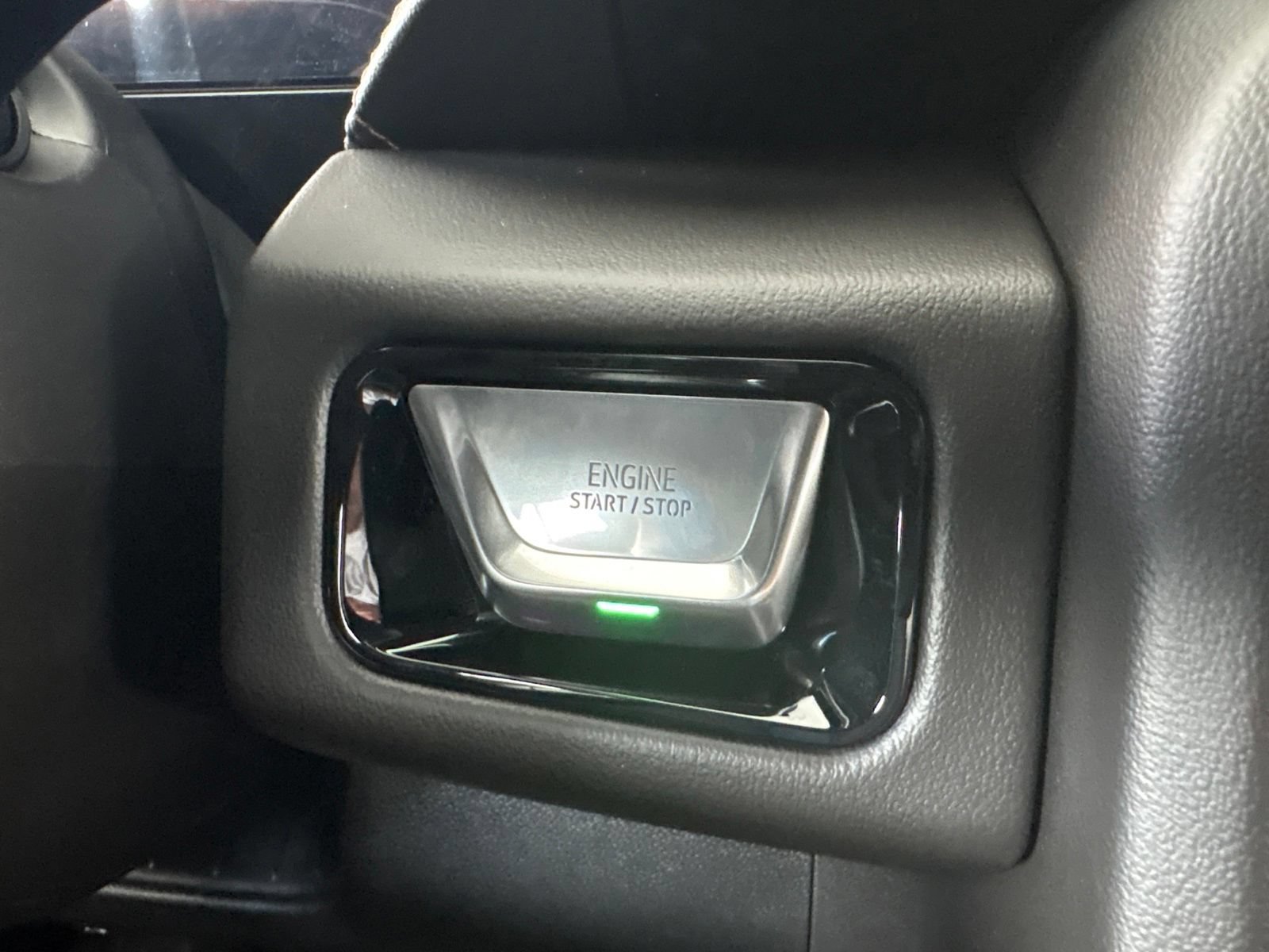 New 2026 GMC Yukon AT4 w/ AT4 Premium Package AWD/4WD image 32