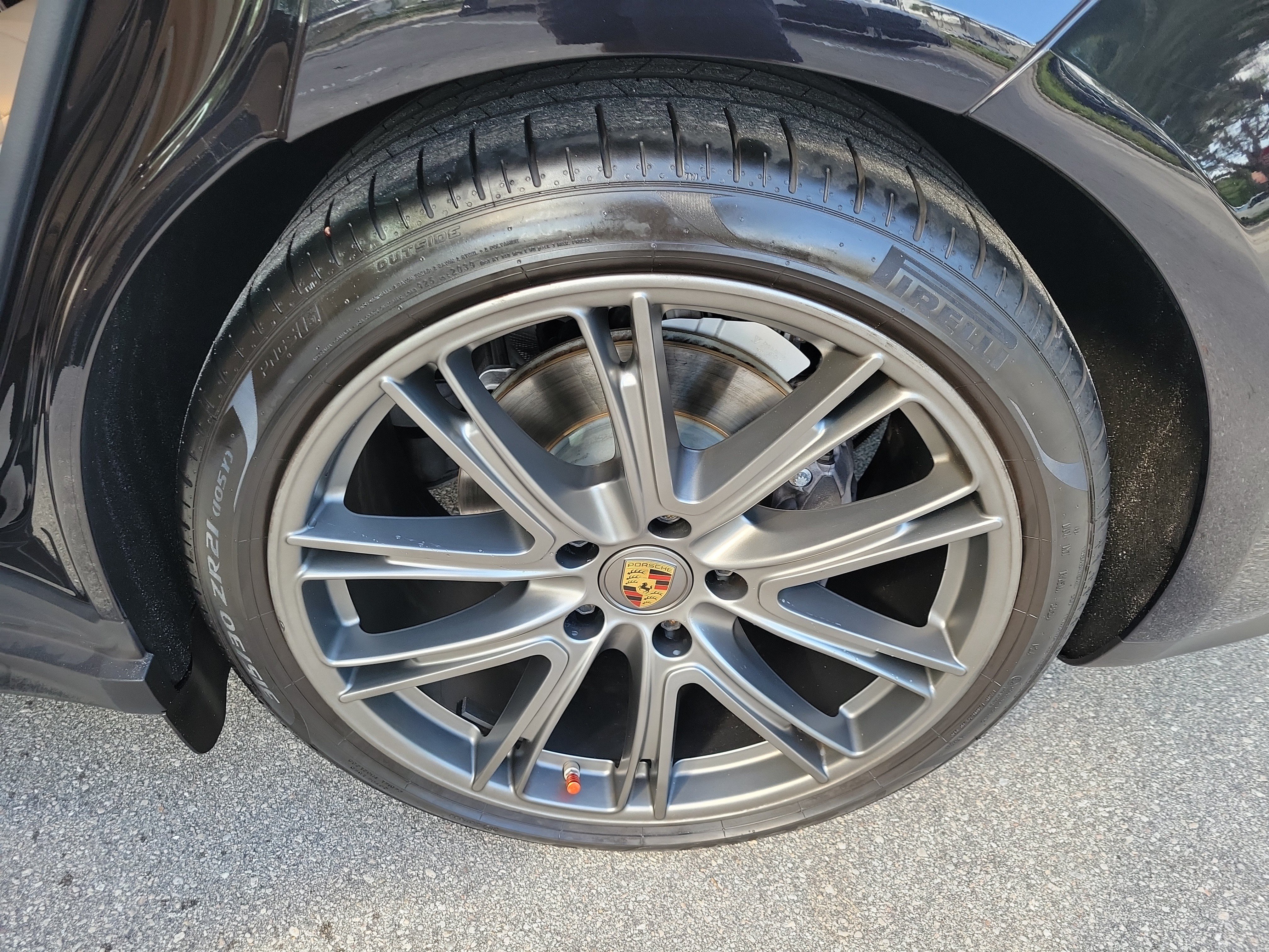 Used 2023 Porsche Panamera 4 AWD/4WD image 7
