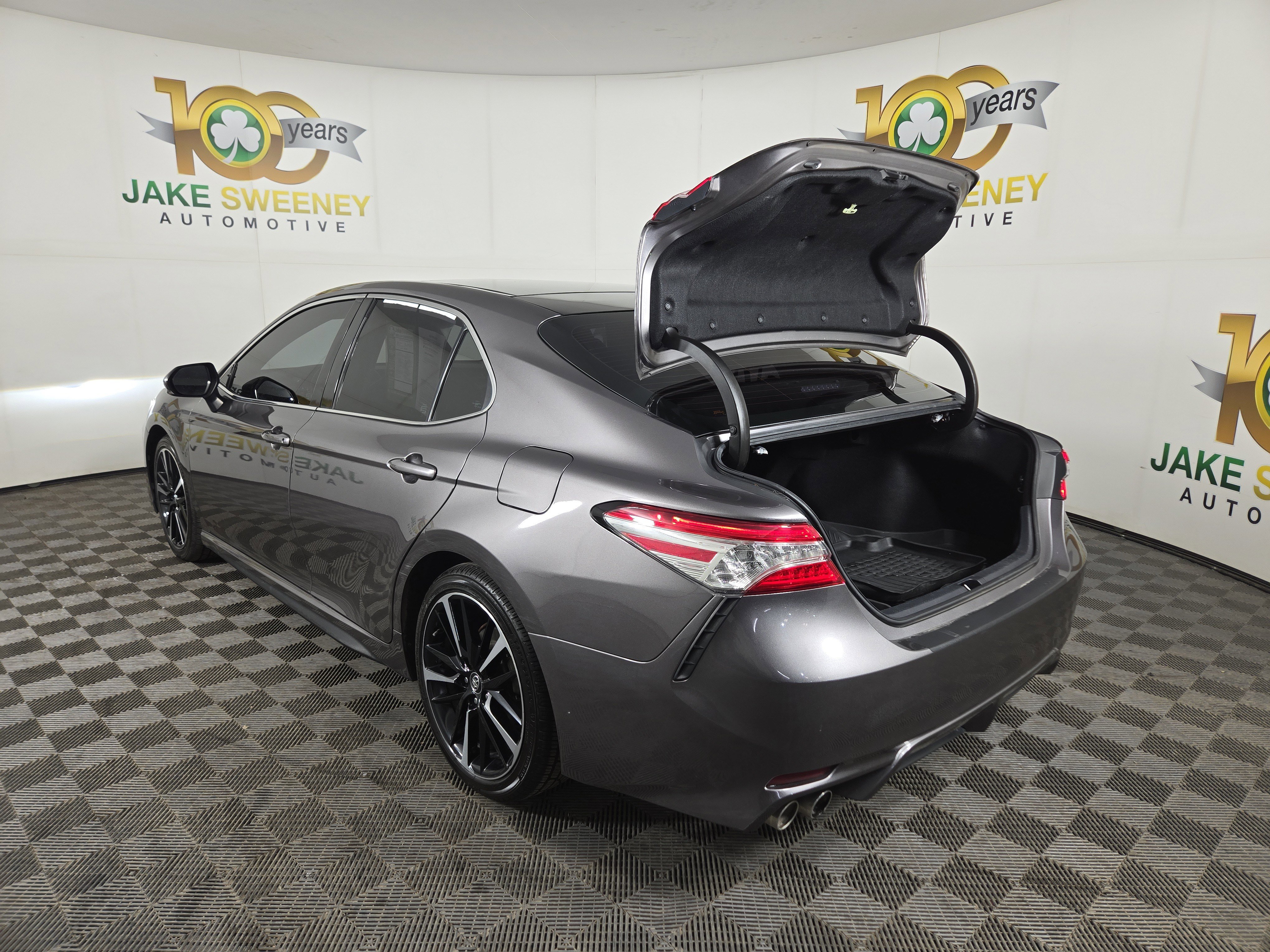 Used 2020 Toyota Camry XSE w/ Blackout Package image 32