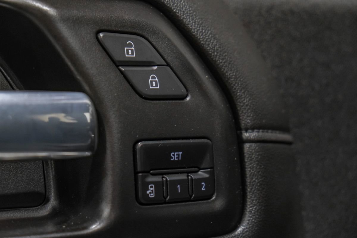 Used 2021 Chevrolet Silverado 3500 High Country w/ Snow Plow Prep/Camper Package image 45