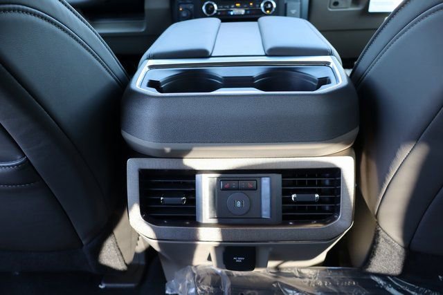 Used 2026 Ford F350 Platinum w/ Platinum Plus Package AWD/4WD image 41