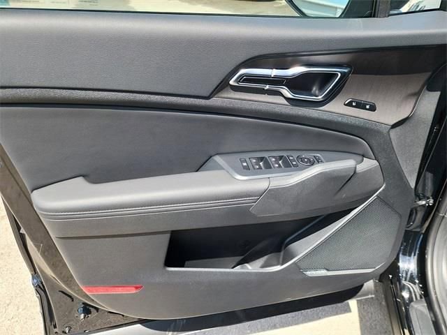 Certified 2026 Kia Sportage X-Pro Prestige image 10